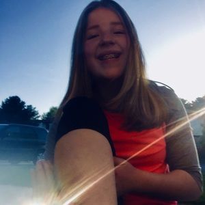 Meet your Posher, Olivia